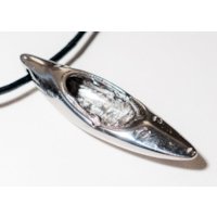 Schmuckanhänger Wildwasserkajak, Edelstahl